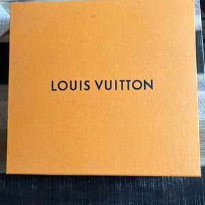 Real Louis Vuitton speedy 25 model. Brand new in box.